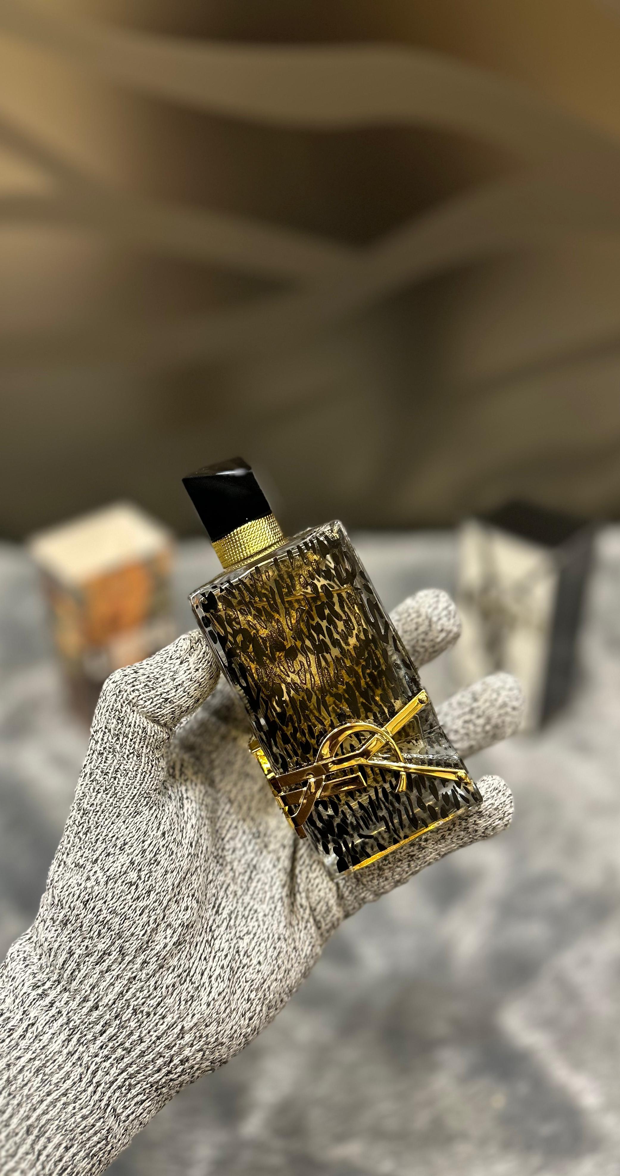 Y*l li*re collector edition Eau De Perfume