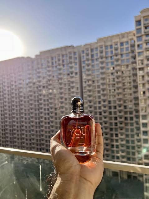E*poriio Ar*anii Stronger With You Int*nsely Parfum (PREMIUM)