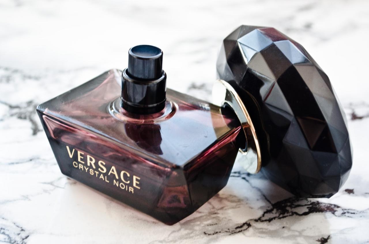 V*rsacce Cr*sstal Noir EDT