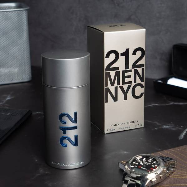 CA*OLI*AA HE*ERA 212 Men NYC Spraay Eau De Toilette