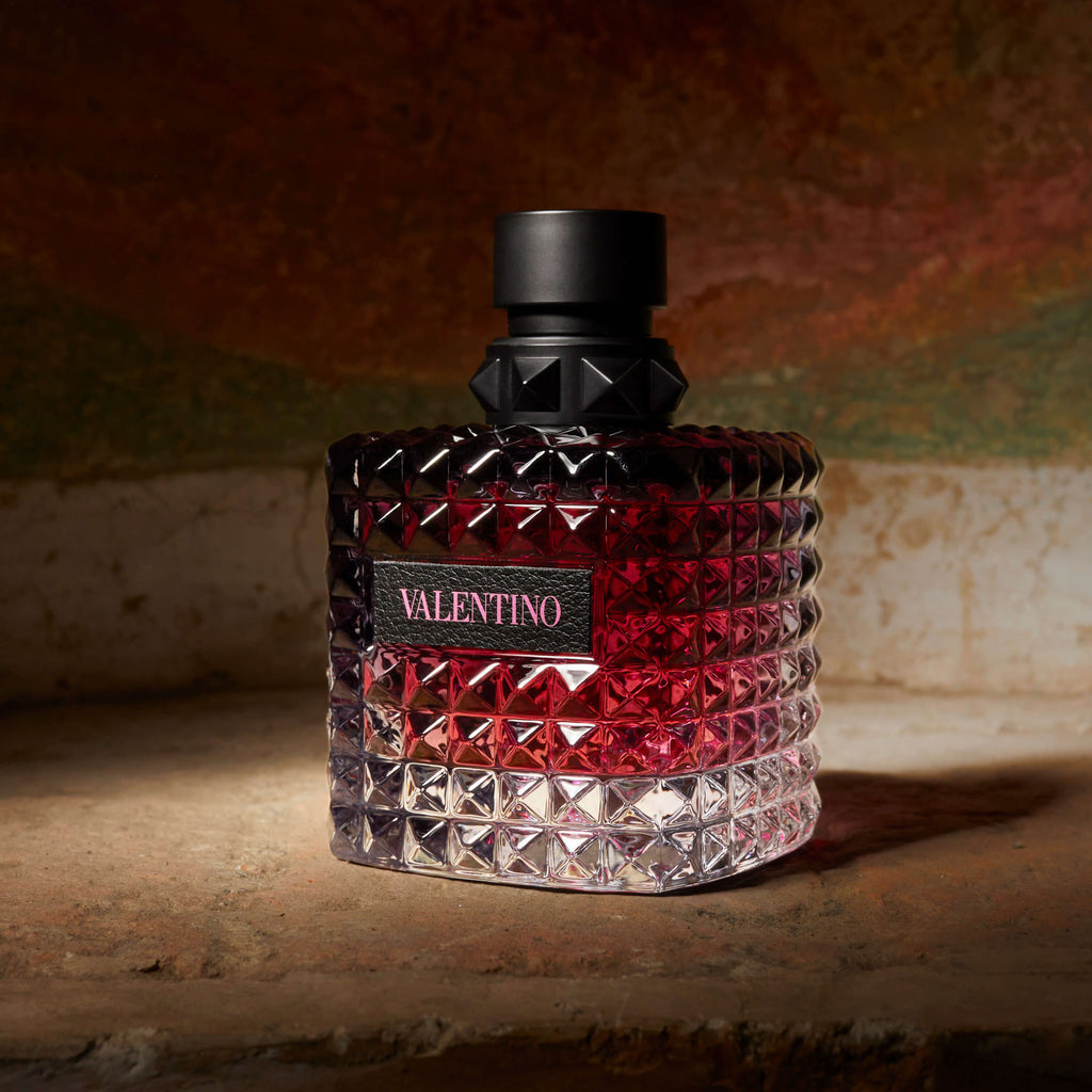 V*lentinoo Do*aa Born In Ro*a Intense EDP