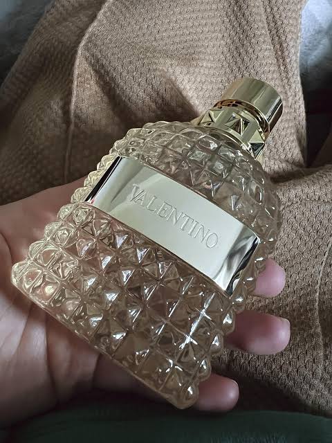 V*lentinoo U*mMo Born In R*ma The Gold