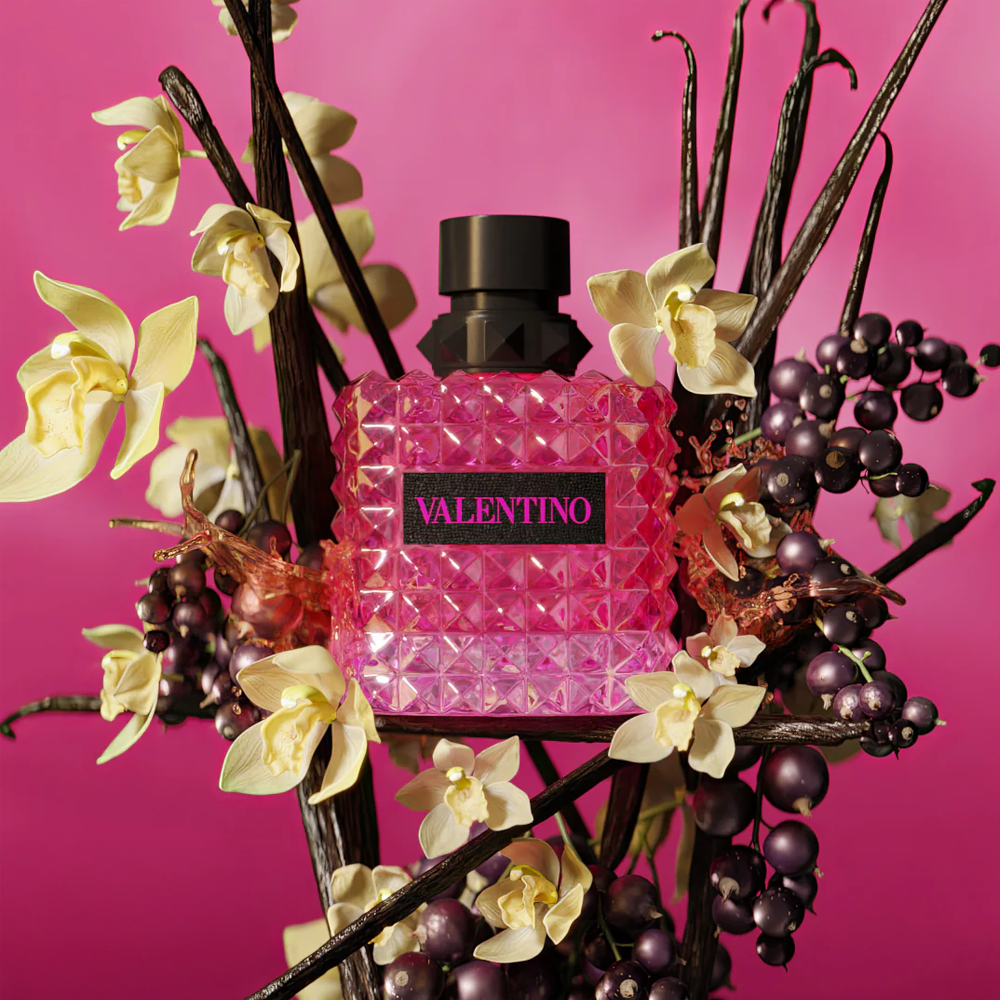 V*lentinoo born in r*ma ext*aadose parfum